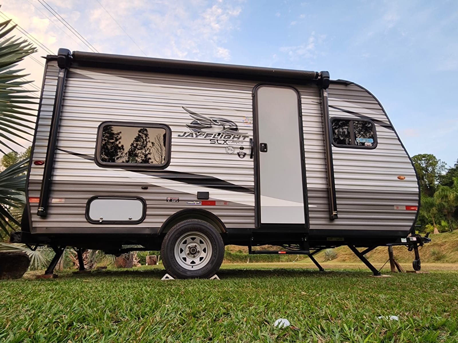 Trailer exterior